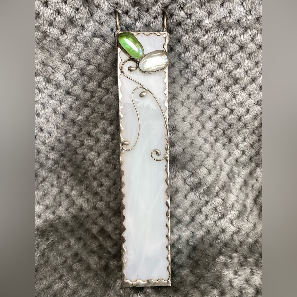 Pearly White Iridescent Glass Kaleidoscope /Oil Wand Scope.